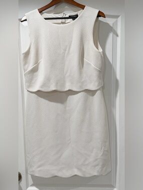 ROZ & ALI Textured White Scallop Hem Sleeveless Dress size 14